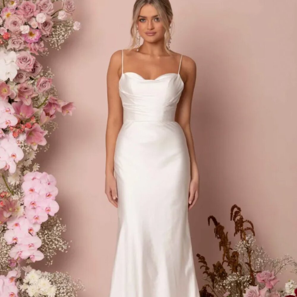 Madi Lane Kole Wedding Dress NEVER WORN Size 4 - Picture 4 of 5